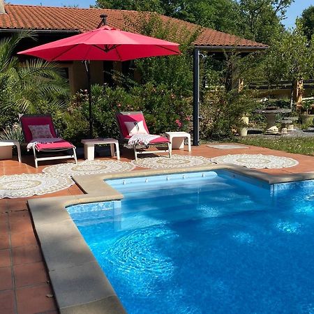 L'Hacienda Hotel Saint-Pierre-du-Mont  Eksteriør billede